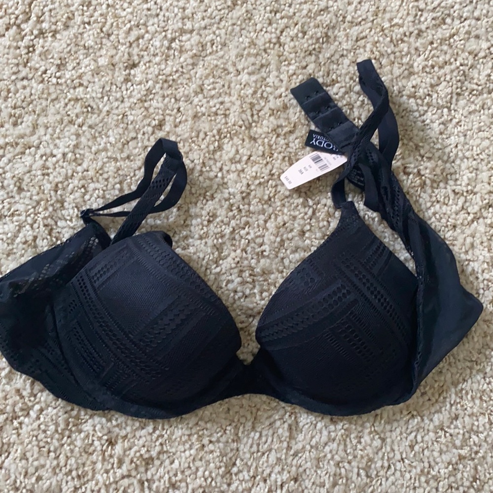 New Victoria Secret Bra